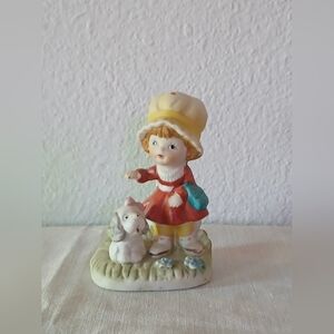 🔻Girl With Puppy Figurine